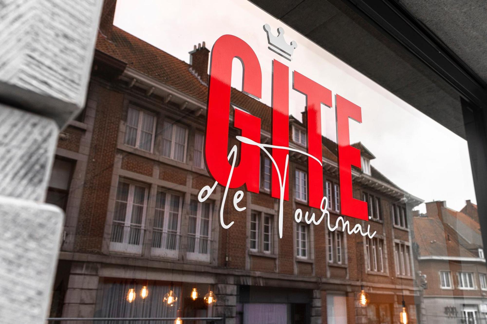 Gite De Tournai - Les Beaux-Arts 外观 照片